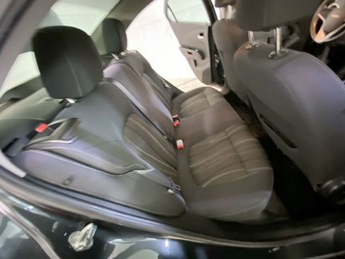 Used 2017 Chevrolet Sonic LT image 11