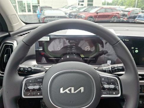 New 2025 Kia Sorento EX w/ Panoramic Sunroof Package image 9