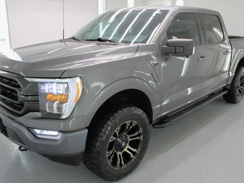 Used 2021 Ford F150 XLT w/ Equipment Group 302A High AWD/4WD image 5