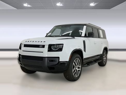 New 2026 Land Rover Defender 130 X-Dynamic SE image 1