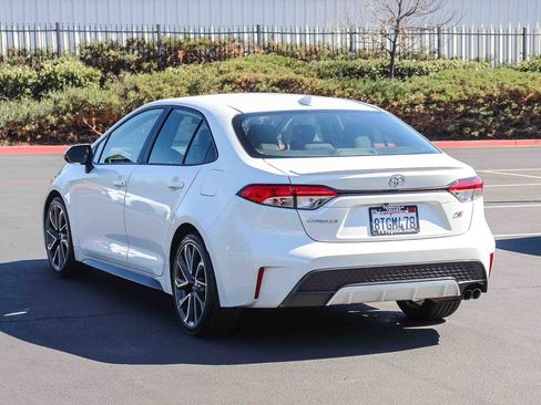Certified 2021 Toyota Corolla SE w/ Carpet Mat Package (TMS) FWD image 5
