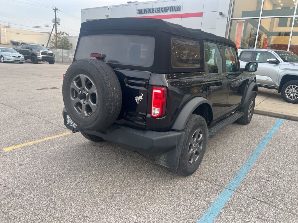Used 2022 Ford Bronco 4-Door AWD/4WD image 5