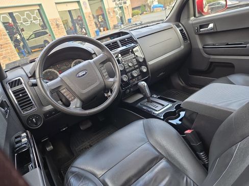 Used 2008 Ford Escape Limited image 18