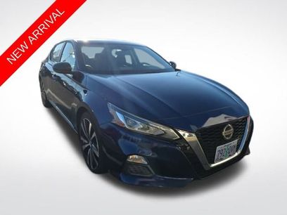Used 2021 Nissan Altima 2.5 SR w/ SR Premium Package