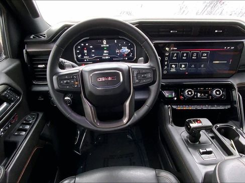 Used 2023 GMC Sierra 1500 AT4 w/ AT4 Premium Package image 5