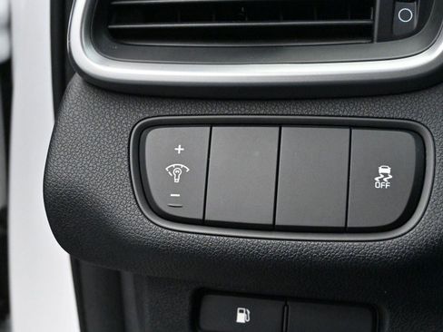 Used 2019 Kia Sorento L image 26