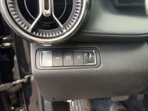 Used 2025 Chevrolet Equinox LT w/ Convenience Package II image 21