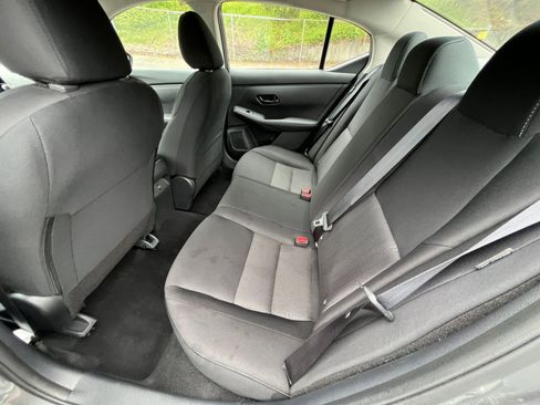 Used 2025 Nissan Sentra SV FWD image 25