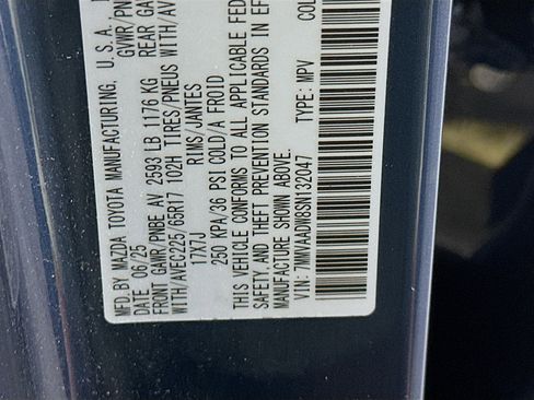 Used 2025 MAZDA CX-50 AWD 2.5 Hybrid w/ Premium Pkg image 12