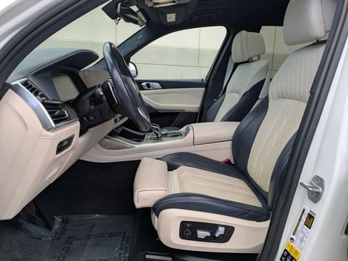 Used 2020 BMW X7 xDrive50i w/ Executive Package AWD/4WD image 18
