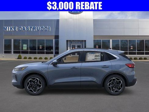 New 2026 Ford Escape Platinum w/ Premium Technology Package image 3