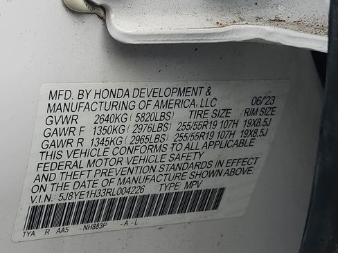 Certified 2024 Acura MDX SH-AWD image 29