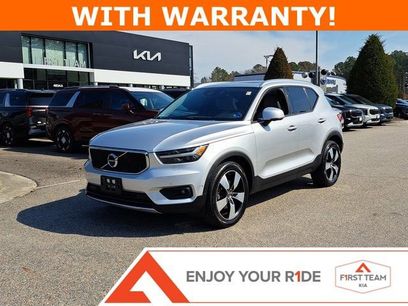 Used 2019 Volvo XC40 T5 Momentum