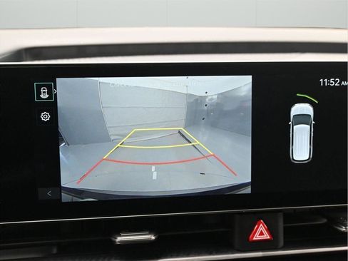 New 2026 Kia Carnival LX FWD image 14