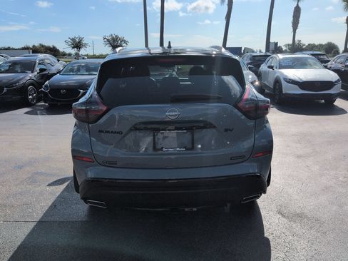 Used 2024 Nissan Murano SV w/ SV Midnight Edition Package FWD image 5