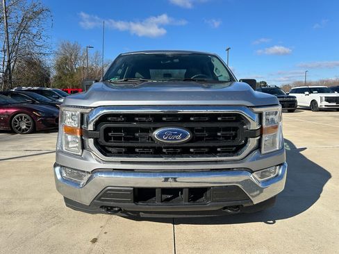 Used 2022 Ford F150 XLT image 2