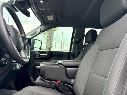 Used 2025 Chevrolet Silverado 2500 Custom w/ Custom Value Package AWD/4WD image 16