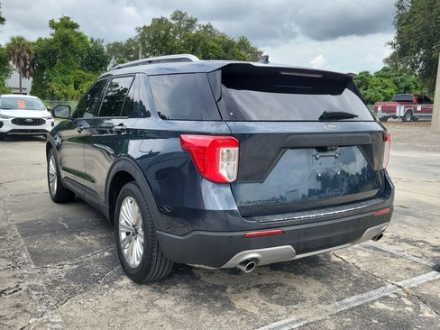 Used 2023 Ford Explorer Limited w/ Limited Technology Package RWD image 4