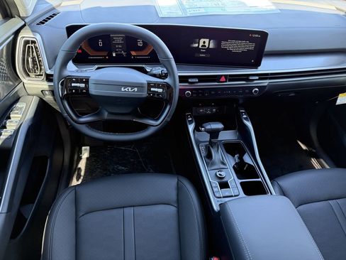 New 2026 Kia Sorento S image 12