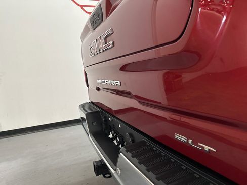Used 2019 GMC Sierra 1500 SLT image 11
