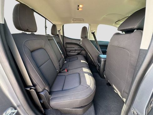 Used 2020 Chevrolet Colorado LT w/ Safety Package image 33