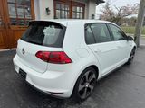 Used 2017 Volkswagen GTI SE image 3