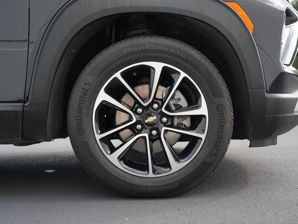 Certified 2024 Chevrolet TrailBlazer LT w/ Driver Confidence Package FWD image 31