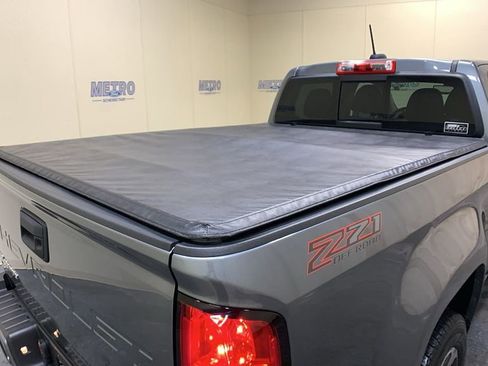 Used 2022 Chevrolet Colorado Z71 image 17