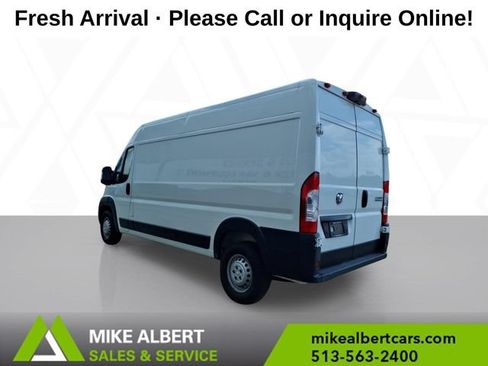 Used 2025 RAM ProMaster 2500 w/ Convenience Group FWD image 5