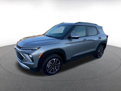 Used 2025 Chevrolet TrailBlazer LT image 8