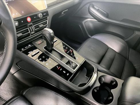 Certified 2024 Porsche Macan GTS AWD/4WD image 15