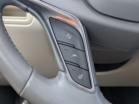 Used 2019 Cadillac XT5 Luxury FWD image 24