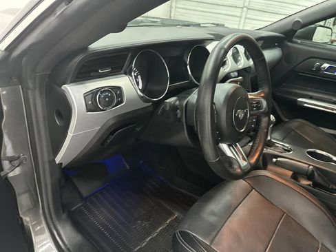 Used 2017 Ford Mustang Premium w/ Pony Package RWD image 13