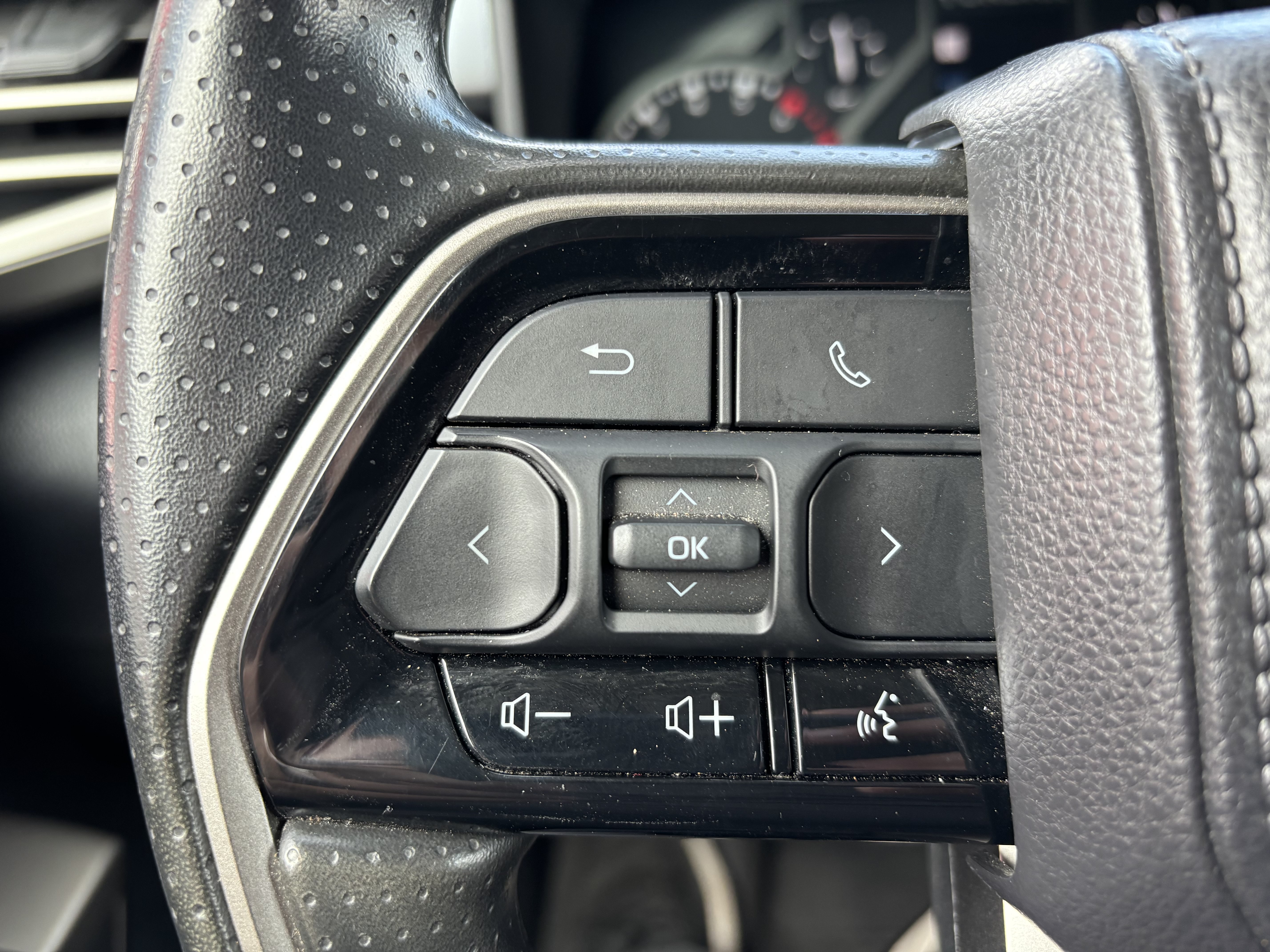 Used 2024 Toyota Tundra SR5 AWD/4WD image 18