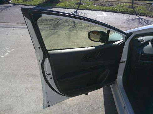 Used 2023 Toyota Prius LE image 17