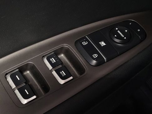 Used 2019 Kia Optima S w/ S Panoramic Sunroof Package FWD image 27