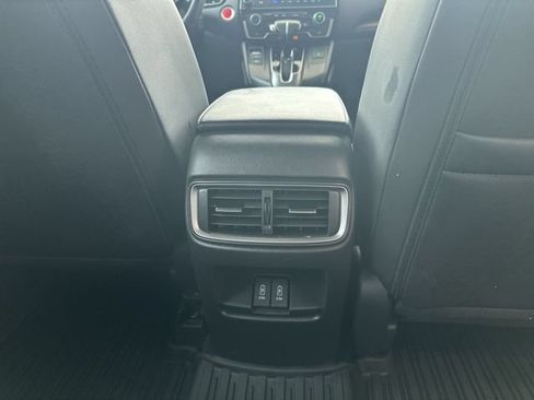 Used 2019 Honda CR-V Touring image 25