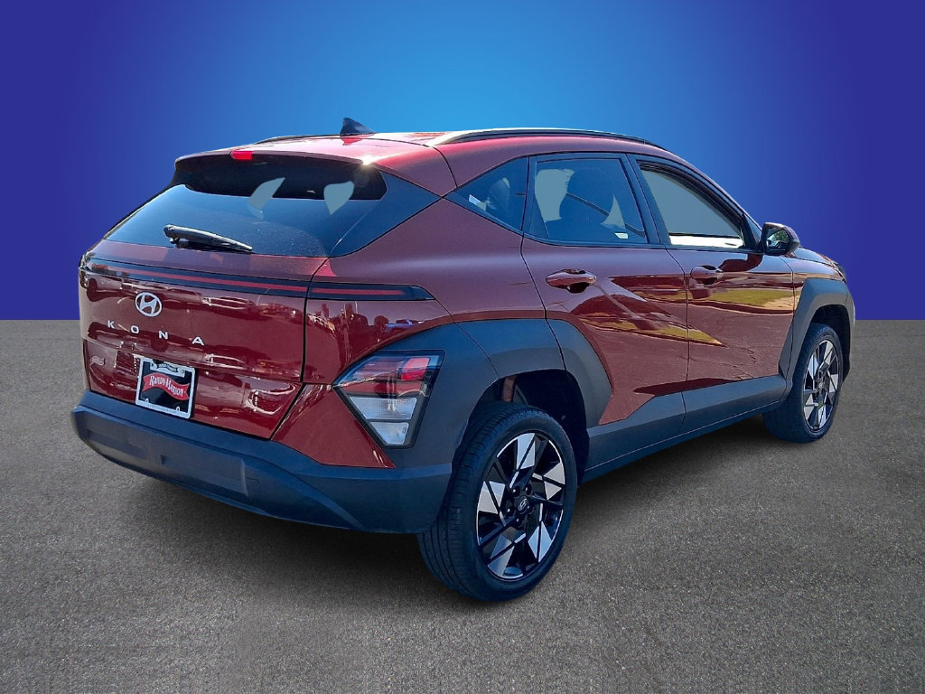 Used 2025 Hyundai Kona SEL AWD/4WD image 4