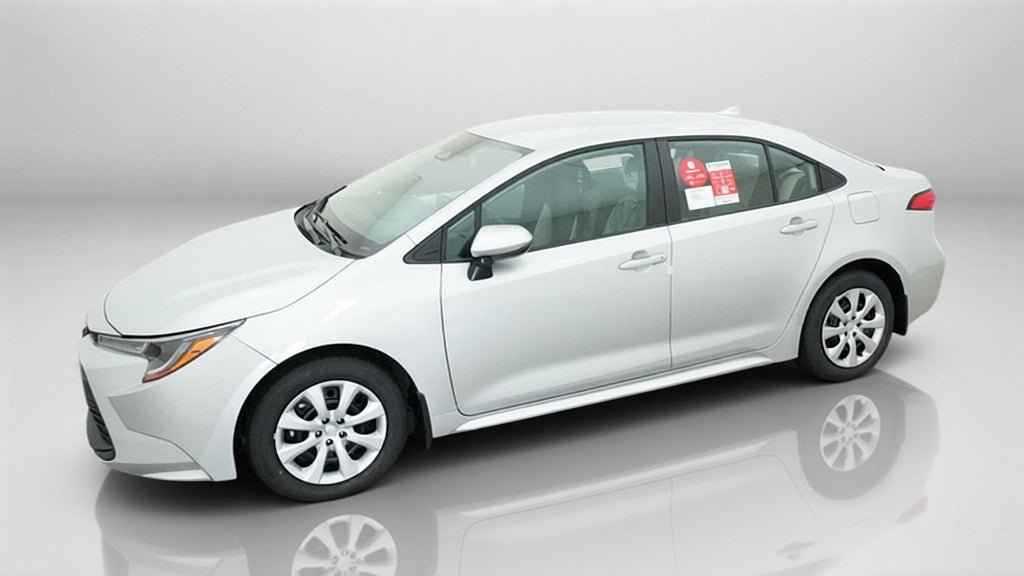New 2027 Toyota Corolla LE FWD image 2