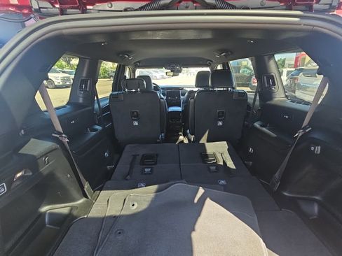 Used 2021 Jeep Grand Cherokee L Laredo RWD image 10