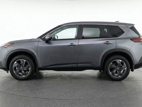 Used 2025 Nissan Rogue SV AWD/4WD image 5