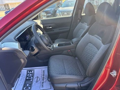 New 2026 Nissan Kicks SV w/ Cold Weather Package image 11