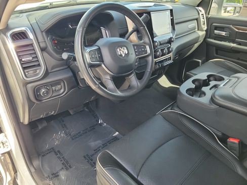 Used 2024 RAM 2500 Laramie w/ Safety Group AWD/4WD image 9