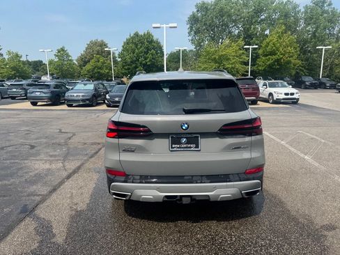 Used 2025 BMW X5 xDrive40i w/ Parking Assistance Package AWD/4WD image 5