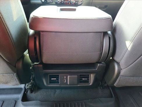 Used 2024 Chevrolet Silverado 1500 LT w/ Convenience Package II RWD image 17