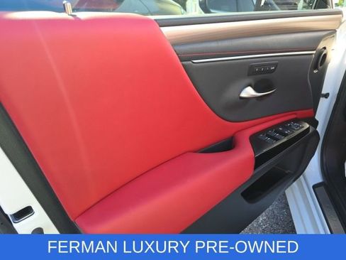 Used 2023 Lexus ES 350 F Sport image 9