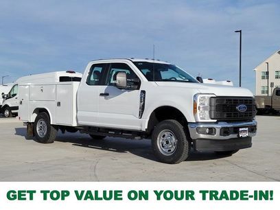 New 2026 Ford F250 XL w/ XL Chrome Package