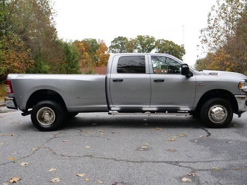 Used 2023 RAM 3500 Tradesman image 37