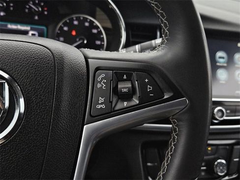 Used 2021 Buick Encore Preferred w/ Safety Package image 14