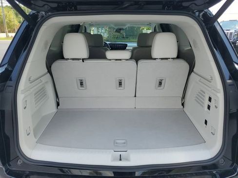 New 2026 Buick Enclave Avenir w/ Super Cruise Package image 31